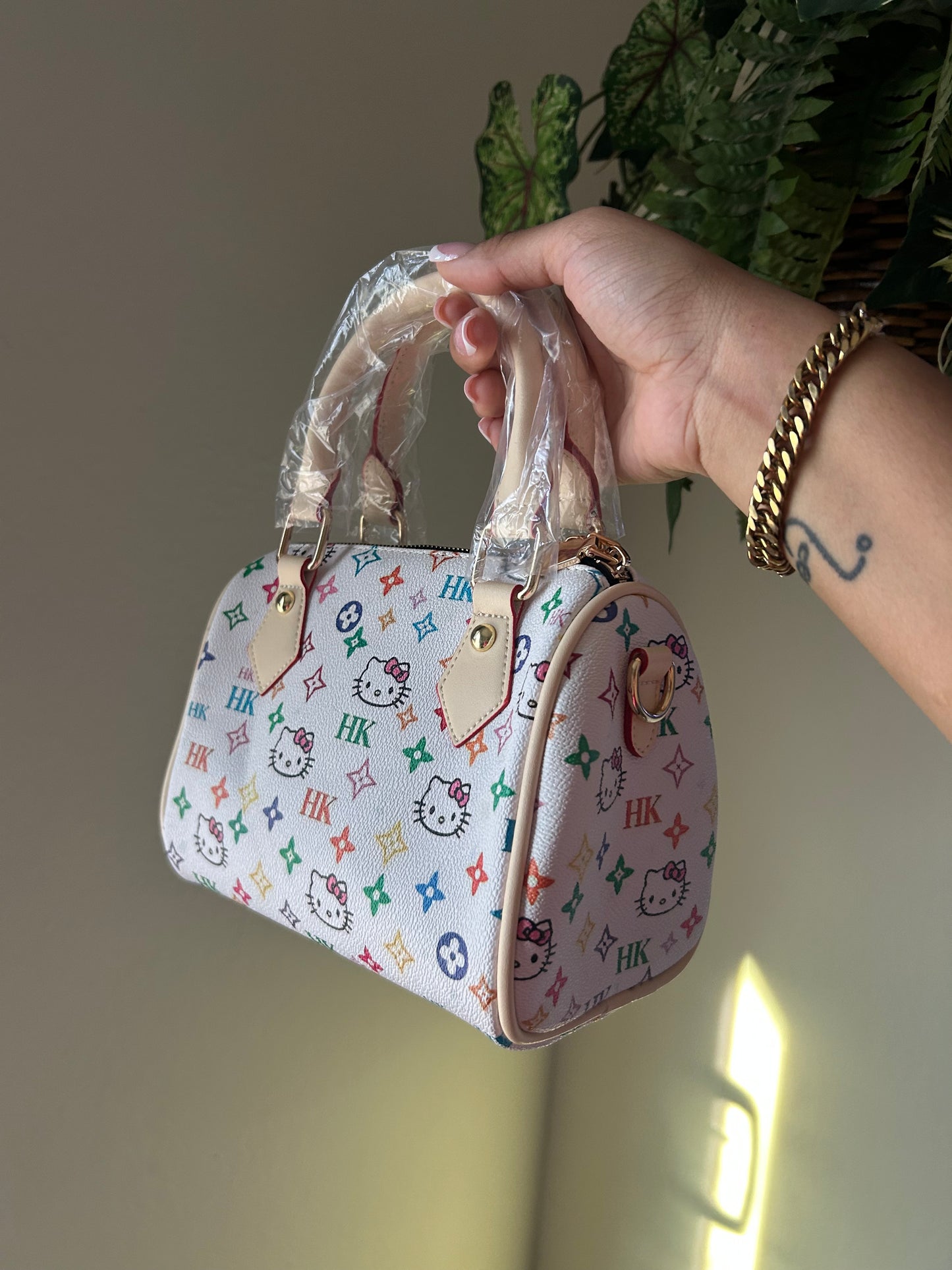 White/Colorful HK Pillowbag