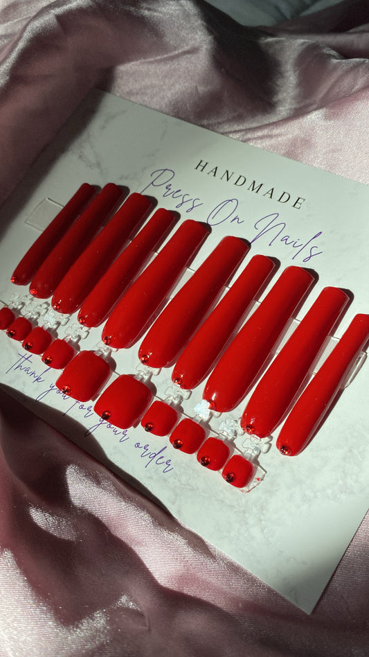 Long Cherry Red Deluxe Nail Set
